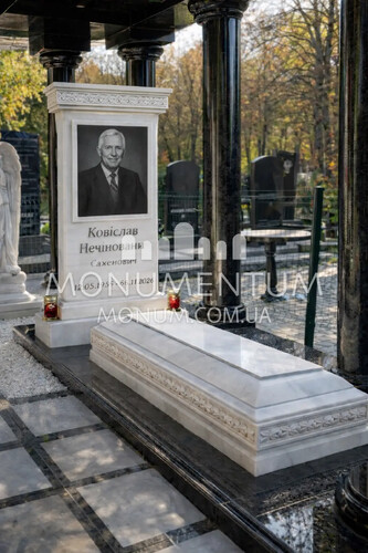 Пам'ятники Фото пантеонів nPAN2603 фото