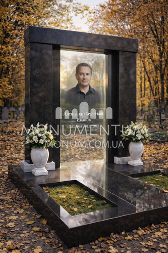 Пам'ятники Фото пам'яток із колонами/дахами/арками nKOL26016 фото